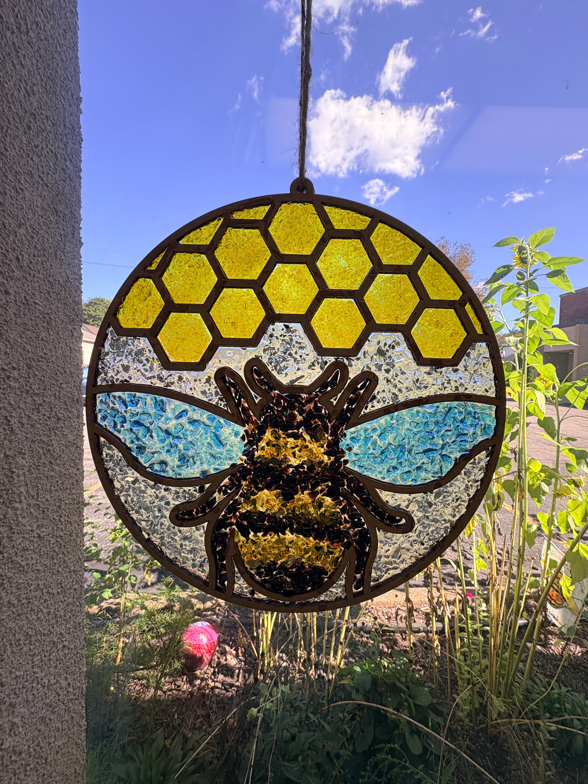 Bee/Honeycomb Crushed glass